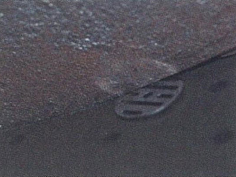 工件卡在設備內 工件卡在設備內