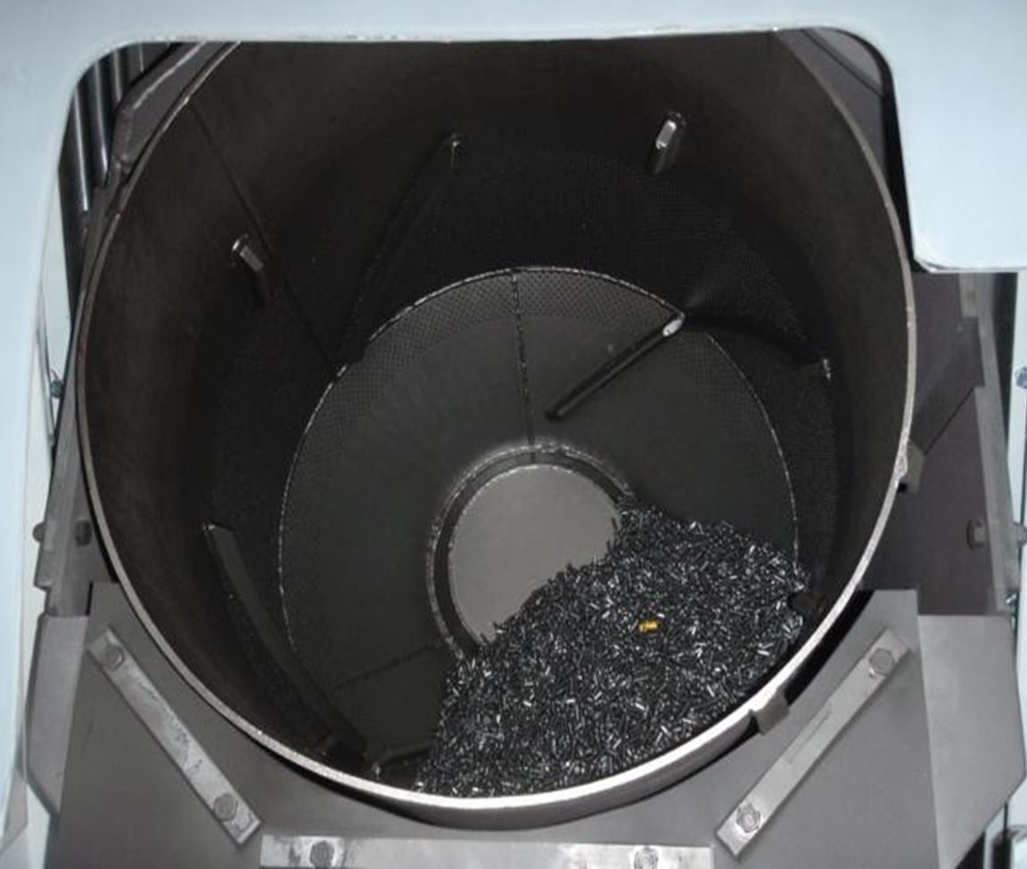 工件卡在設備內 工件卡在設備內